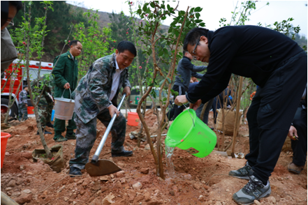 ��������Э����ϯ����ί�������������һ���ڸ����罽ˮ